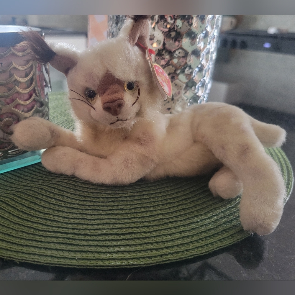 TRACKS The Lynx 2001 TY Beanie Baby